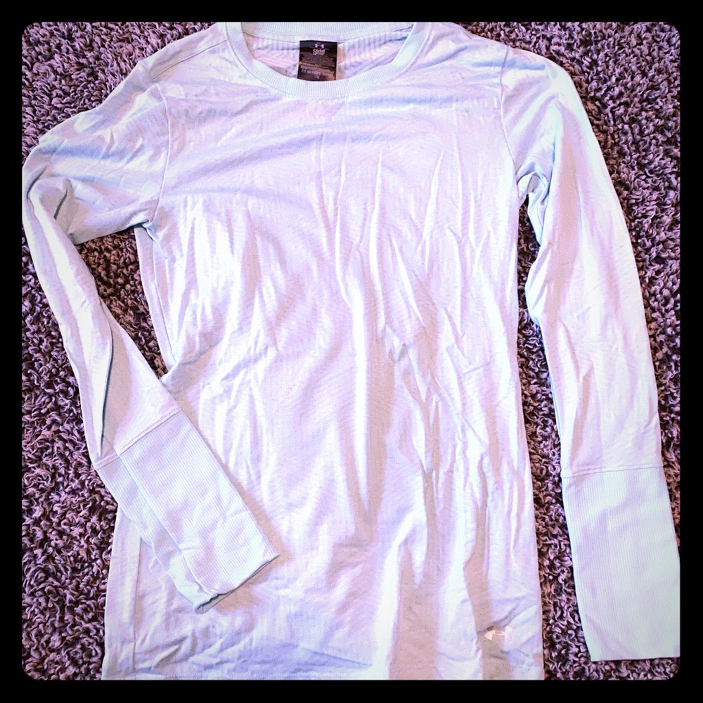 Under armor cold gear longsleeve in light blue